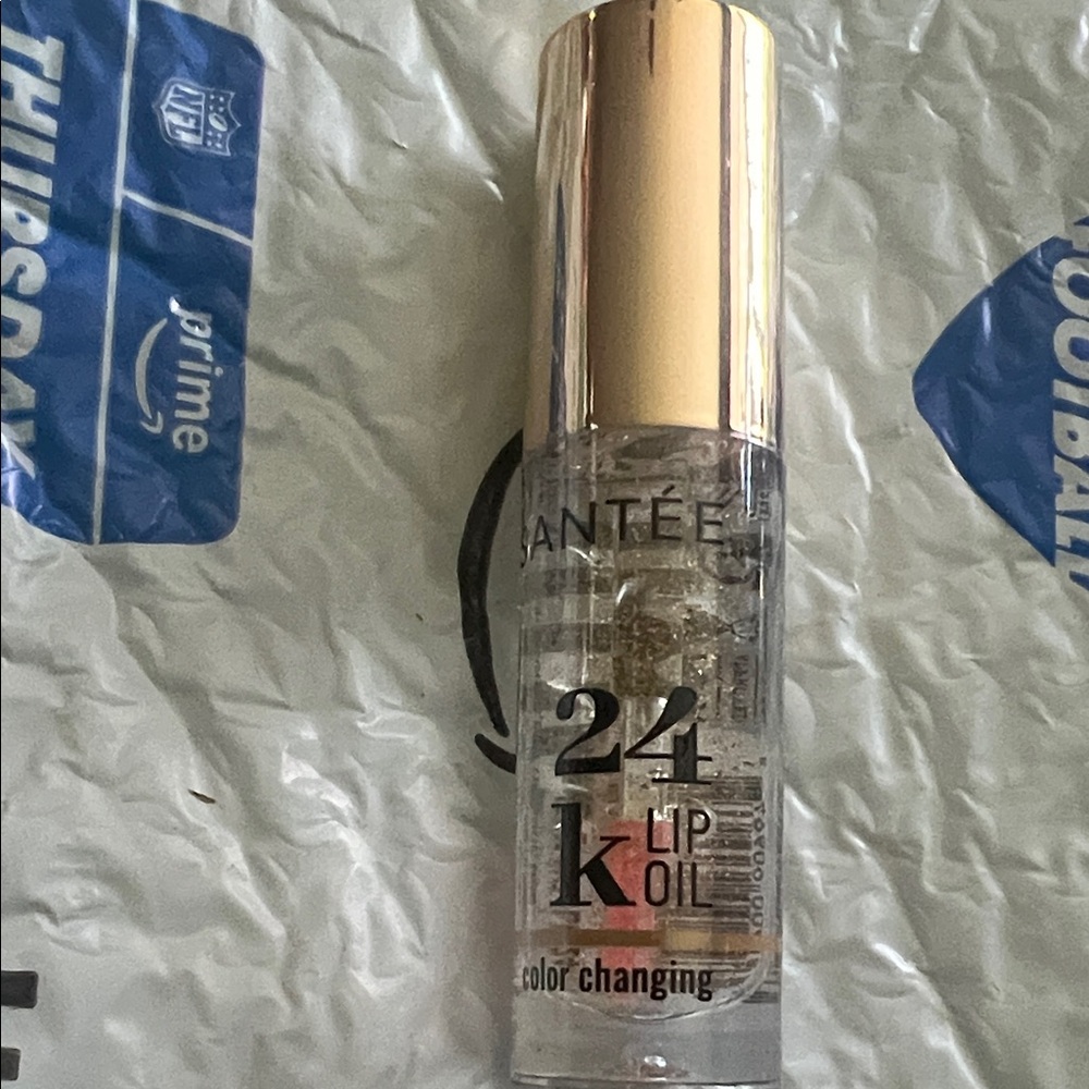 Santee 24K Lip Oil - Gold color changing lip oil